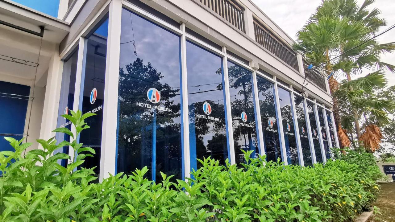 Hotel Aqiilah Syariah Lamongan Ngoại thất bức ảnh